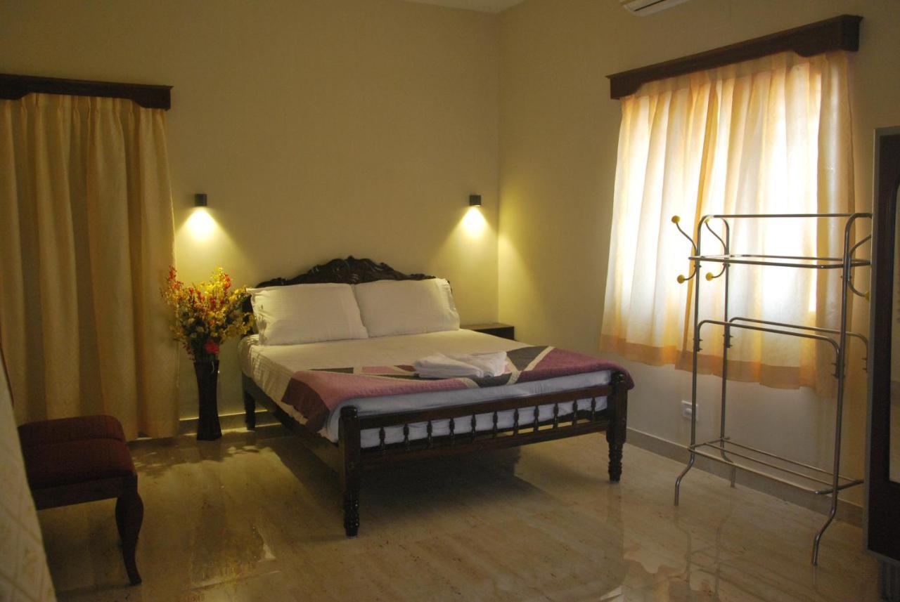 Bed and Breakfast Casa Feliz Fort Kochi Exterior foto