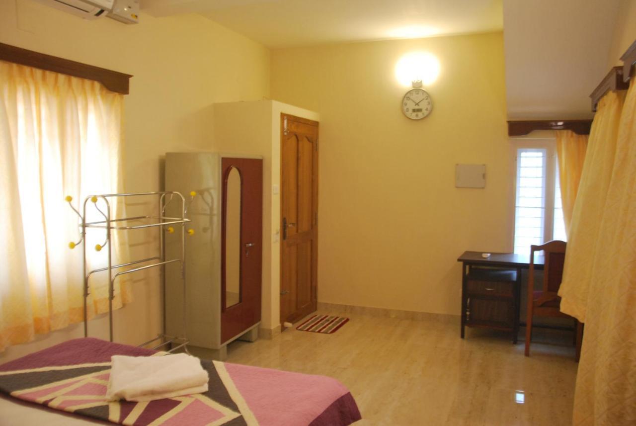 Bed and Breakfast Casa Feliz Fort Kochi Exterior foto