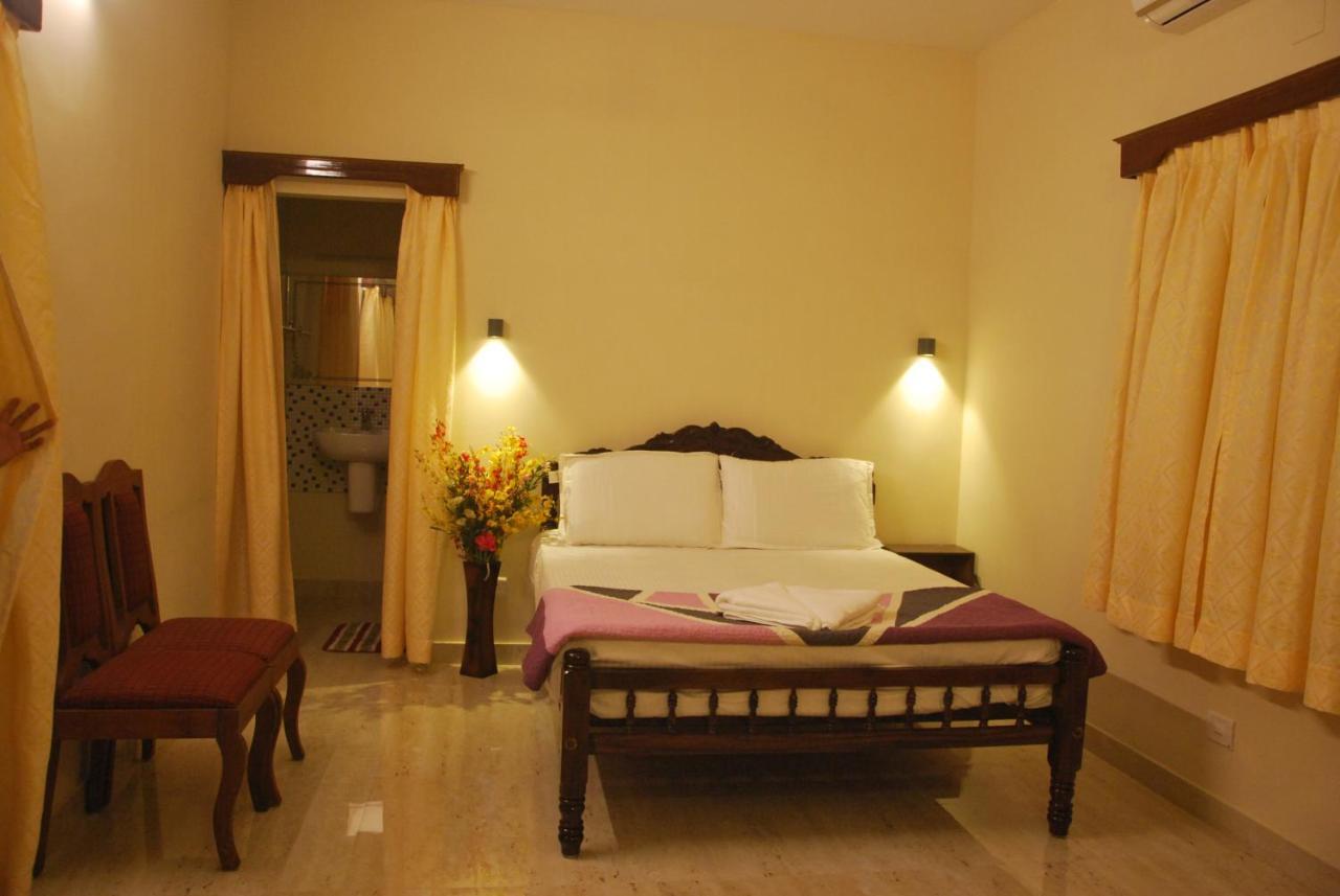 Bed and Breakfast Casa Feliz Fort Kochi Exterior foto
