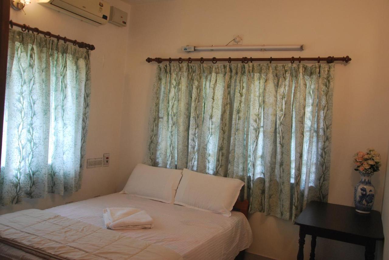 Bed and Breakfast Casa Feliz Fort Kochi Exterior foto