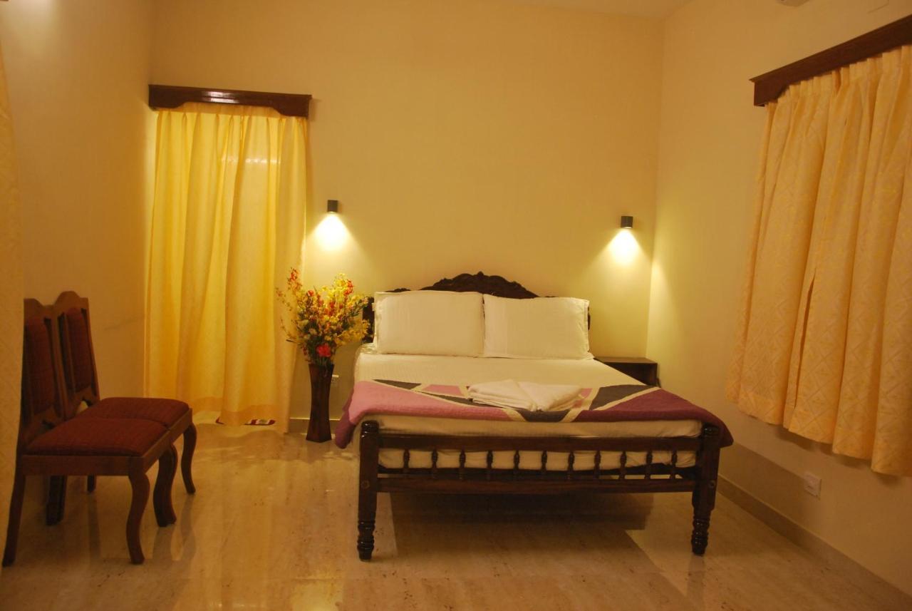 Bed and Breakfast Casa Feliz Fort Kochi Exterior foto