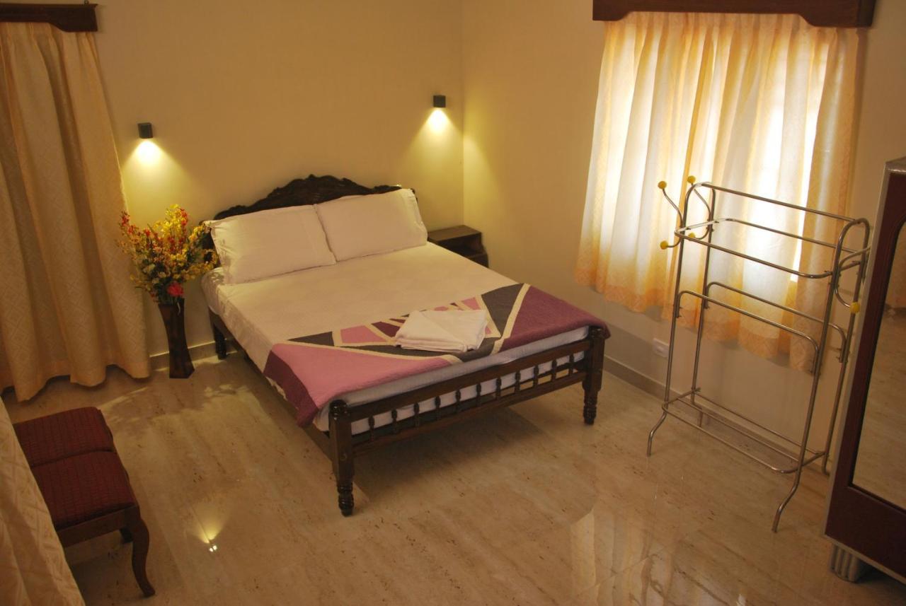 Bed and Breakfast Casa Feliz Fort Kochi Exterior foto