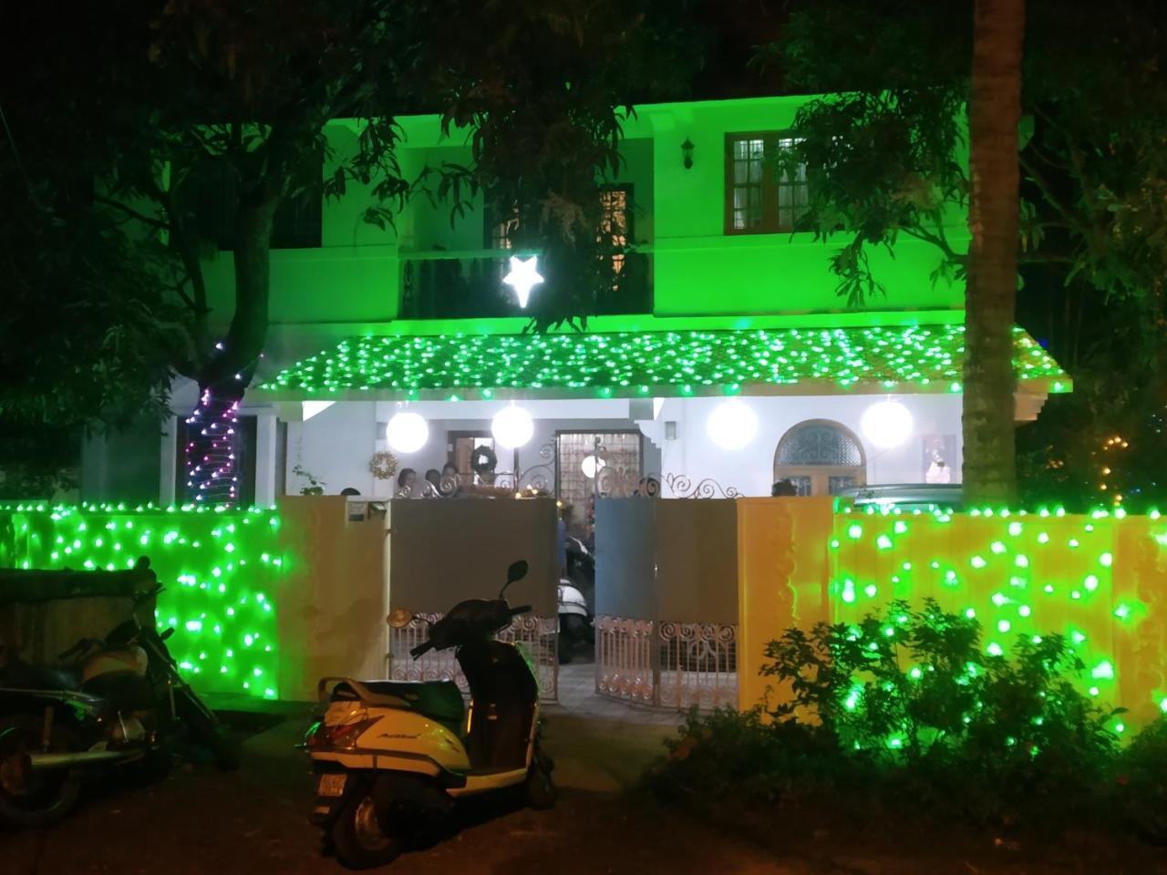 Bed and Breakfast Casa Feliz Fort Kochi Exterior foto